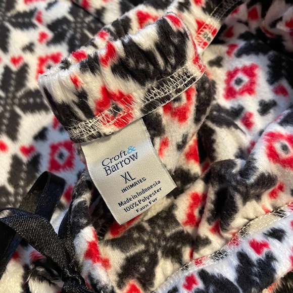 Croft & Barrow, XL fleece sleep set - Picture 2 of 2